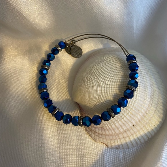 💙Alex and Ani Blue Crystal Silver Bracelet💙 - Picture 3 of 8